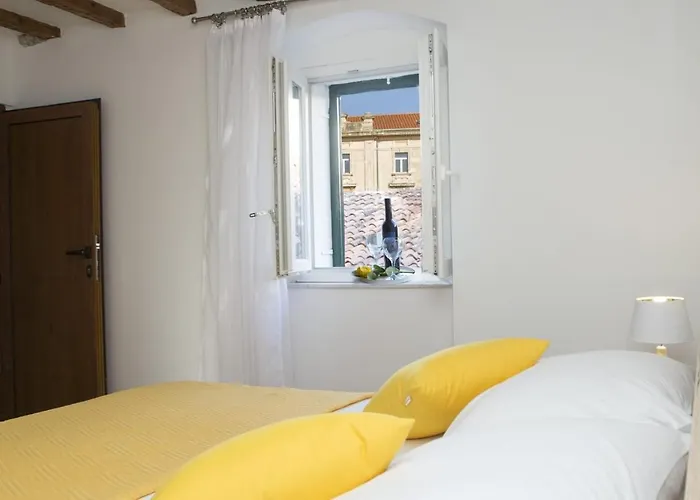 Old Town Apartment